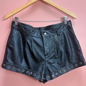 Vintage Black Leather Grommet Hem Shorts – Lined – Sz 6